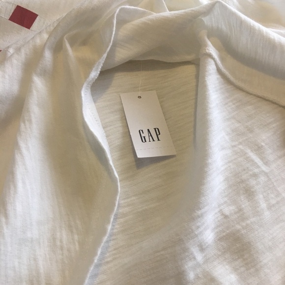 GAP TEE - Picture 5 of 6